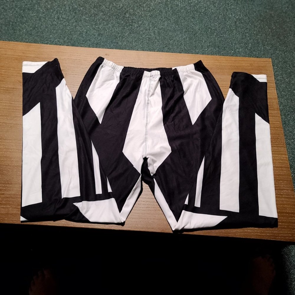 Buttery Soft Leggings - NWOT